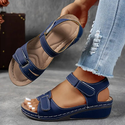 Ebba™ | Ortopediska Sandaler med Kilklack
